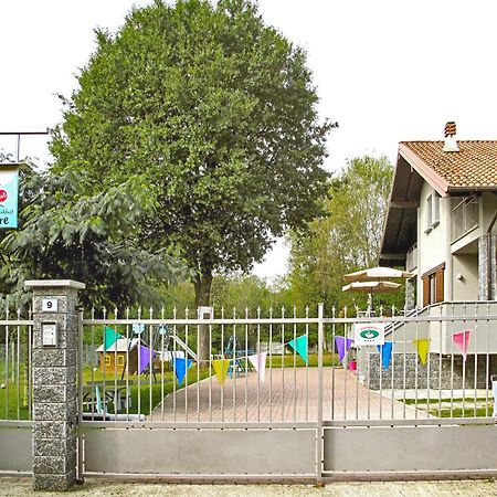 B&B Il Rovere Gattico Екстериор снимка