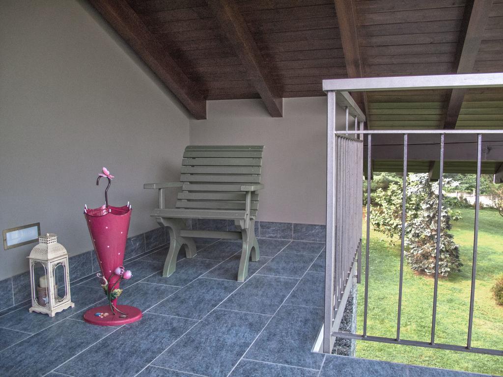 B&B Il Rovere Gattico Екстериор снимка